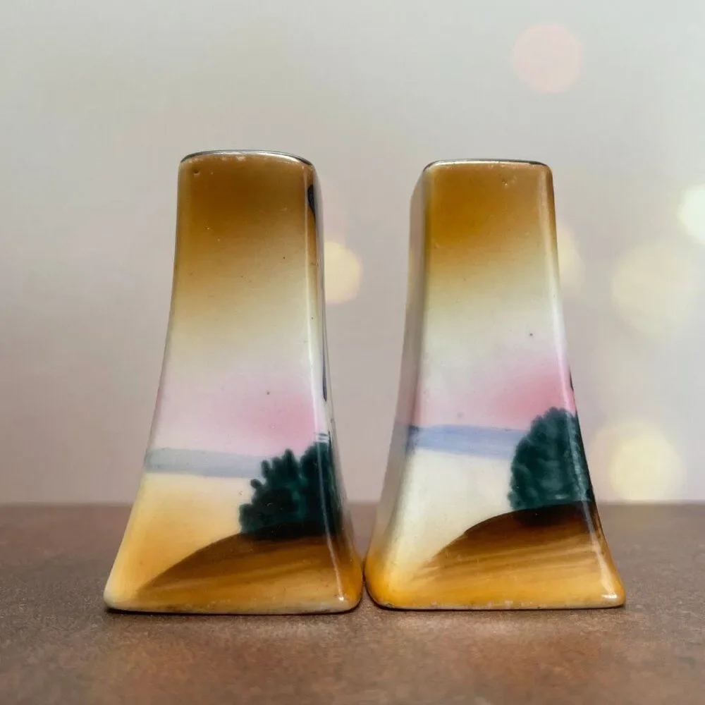 Vintage Windmill Salt & Pepper Shakers – Gold Leaf Tops, Porcelain 1940's